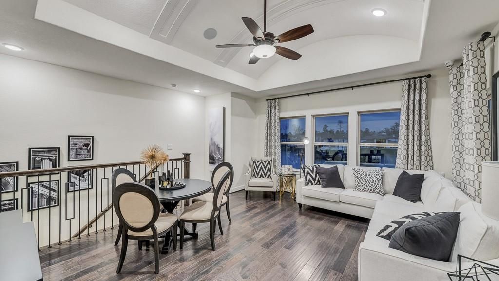 Dining room, Interior, Living room, Recessed Lighting, Wood Texture Flooring