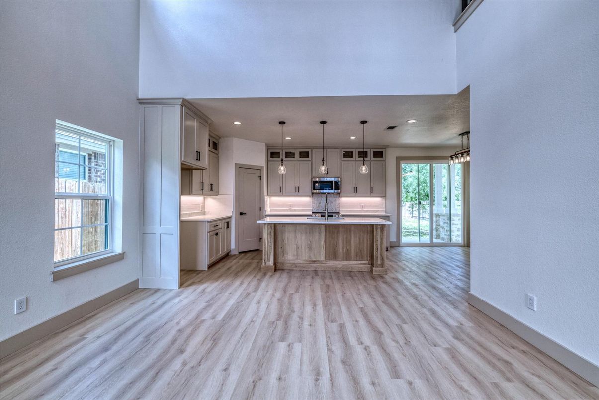 Interior, Kitchen, Pendant Lights, Recessed Lighting, Wood Texture Flooring
