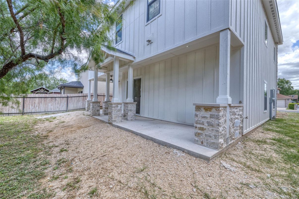 Backyard, Exterior
