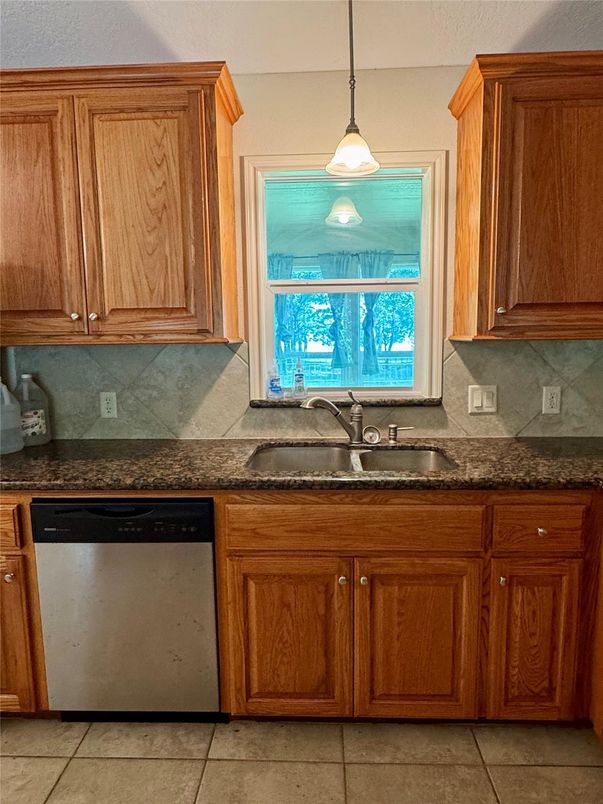 Interior, Kitchen, Pendant Lights