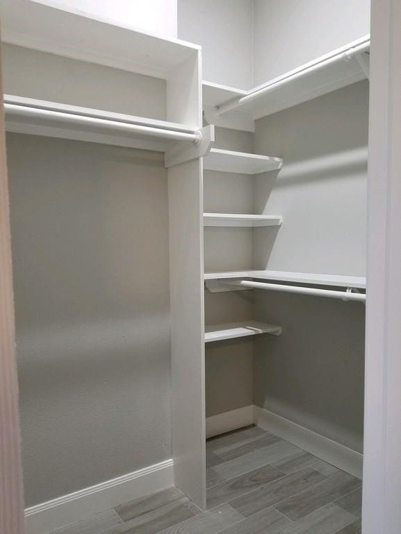 Interior, Walk-in Closets, Wood Texture Flooring