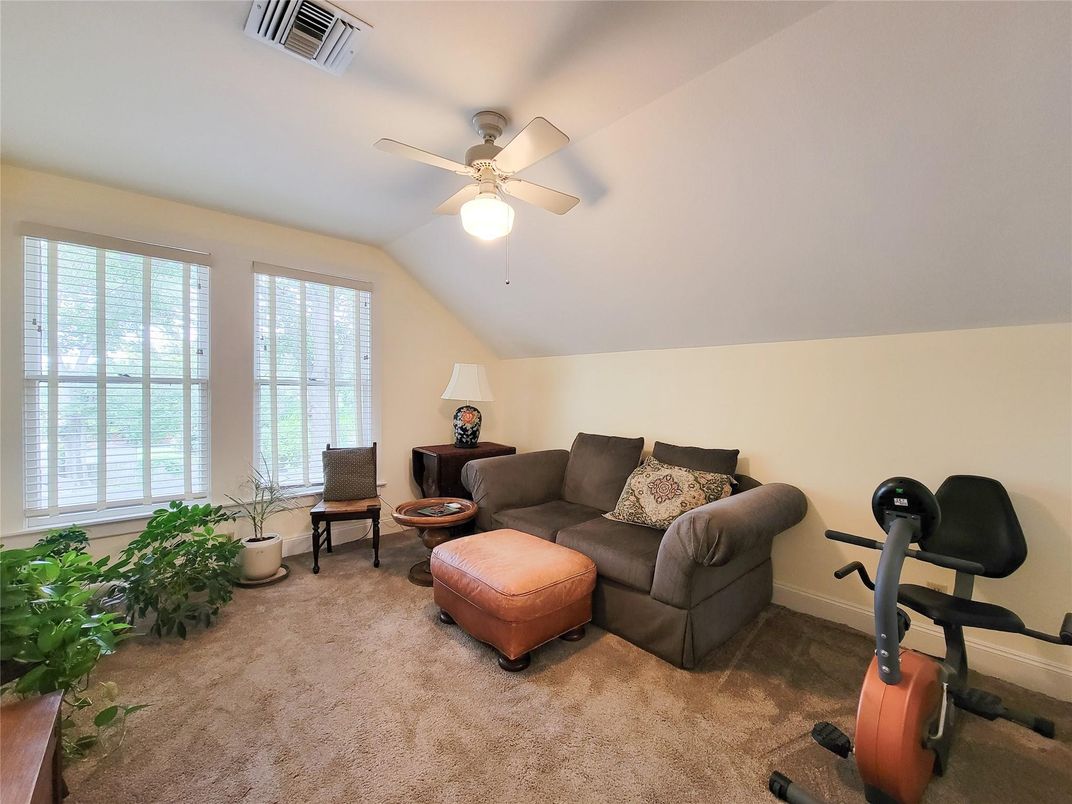 Fitness Equipment, Interior, Living room