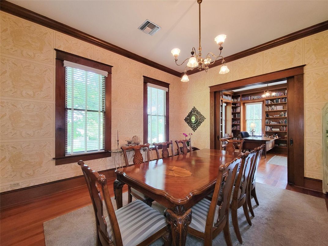 Chandelier, Dining room, Interior, Wood Texture Flooring