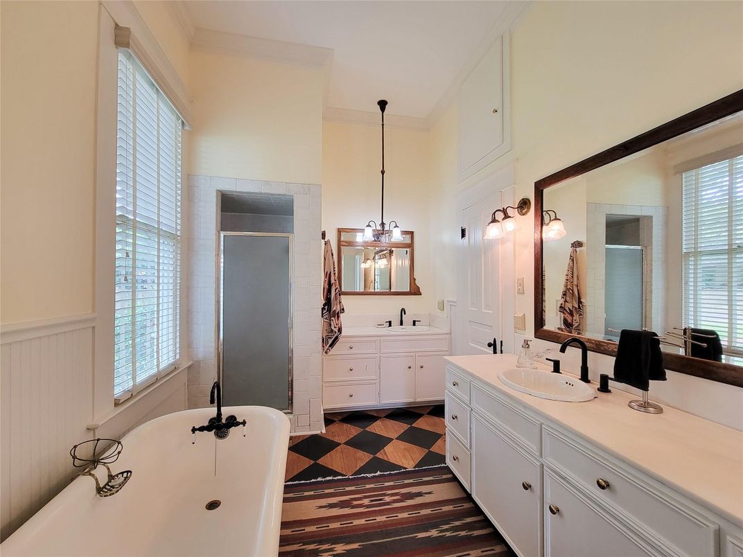 Bathroom, Dual Sink Vanities, Interior, Pendant Lights, Wood Texture Flooring
