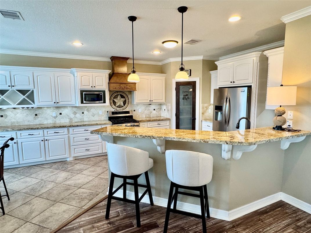 Interior, Kitchen, Pendant Lights, Recessed Lighting, Stainless Steel Appliances, Wood Texture Flooring
