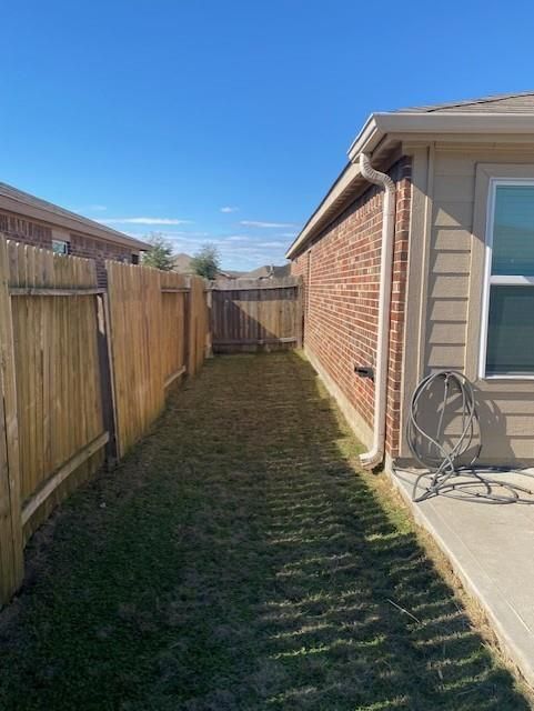 Backyard, Exterior