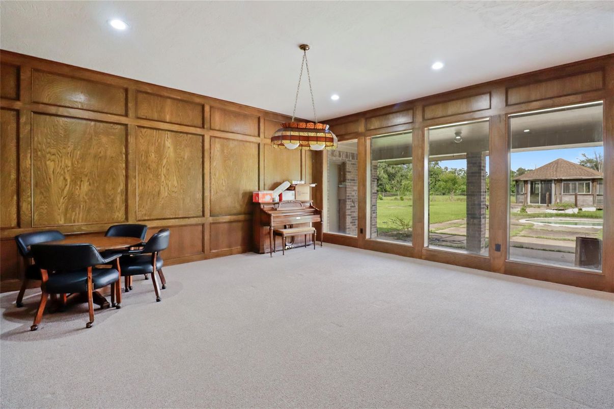 Dining room, Interior, Pendant Lights, Recessed Lighting, Wooden Walls