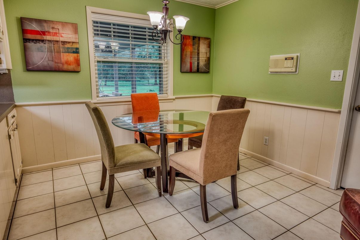 Dining room, Interior