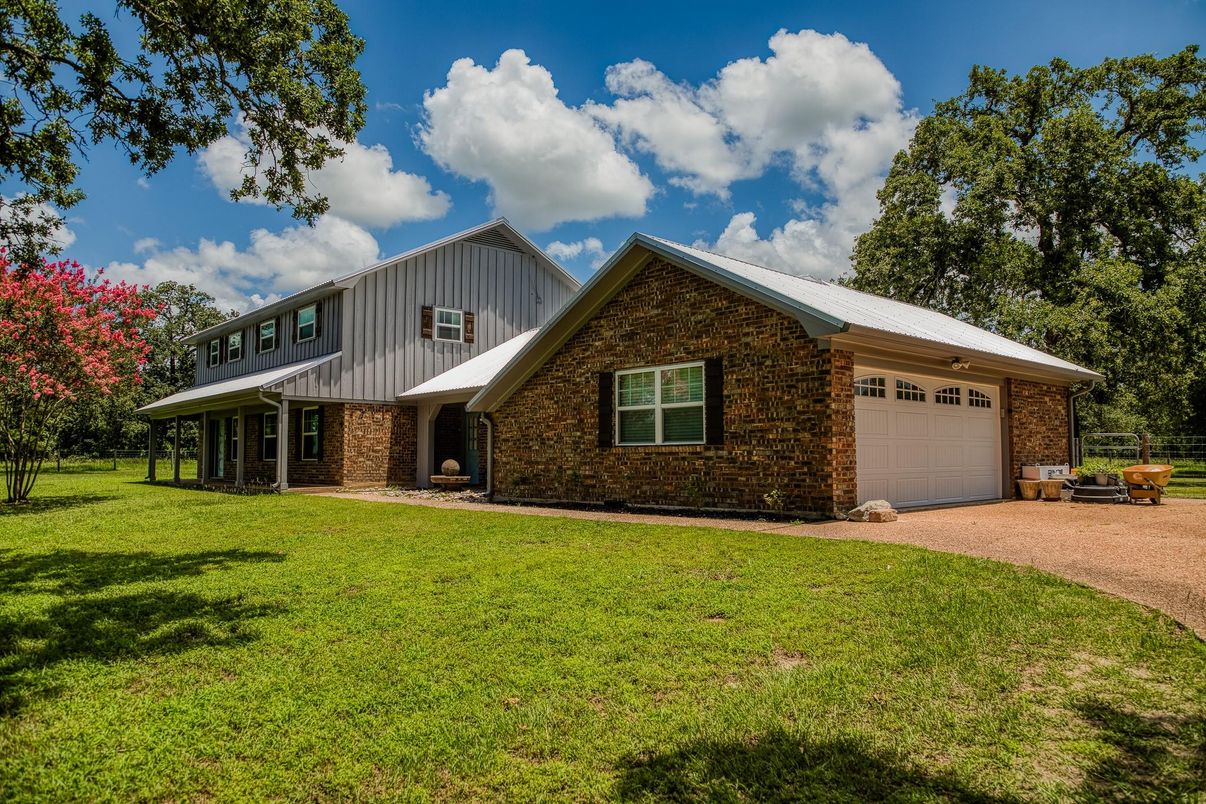 Attached, Exterior, Facade, Brick Facade, Farmhouse