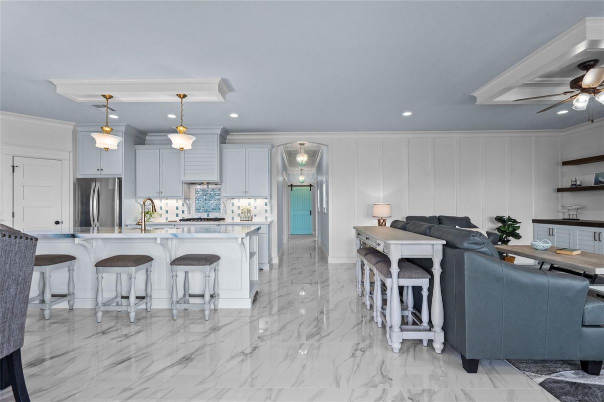 Interior, Kitchen, Living room, Marble, Pendant Lights, Recessed Lighting, Stainless Steel Appliances
