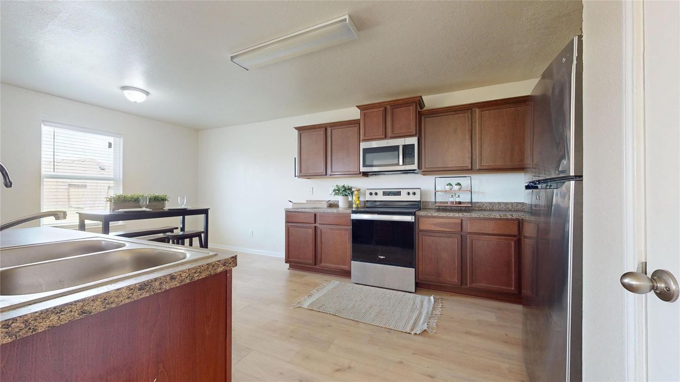 Dining room, Interior, Kitchen, Stainless Steel Appliances, Wood Texture Flooring