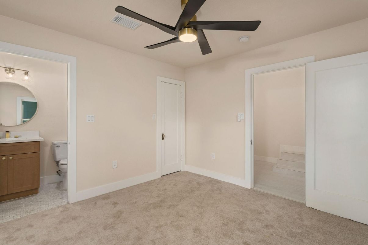 Bathroom, Empty room, Interior