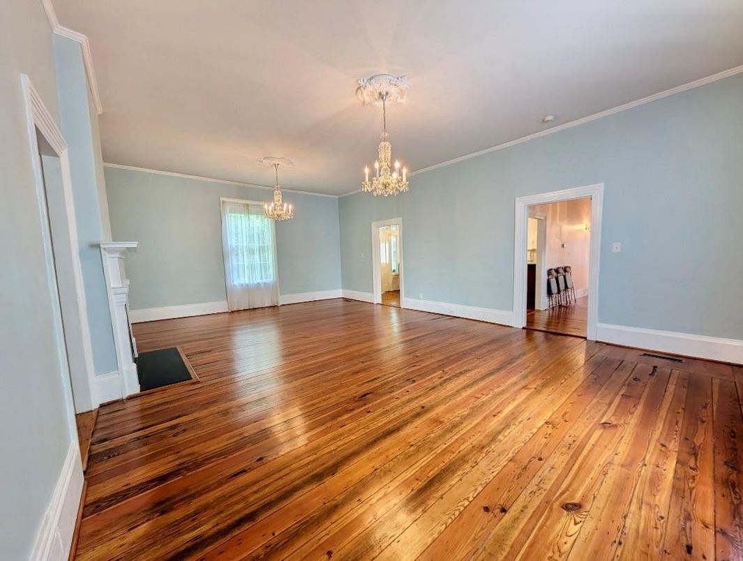 Chandelier, Empty room, Interior, Wood Texture Flooring