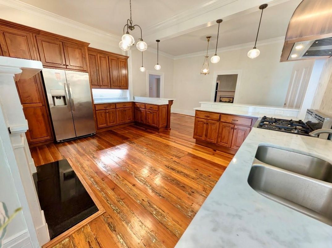 Interior, Kitchen, Pendant Lights, Wood Texture Flooring