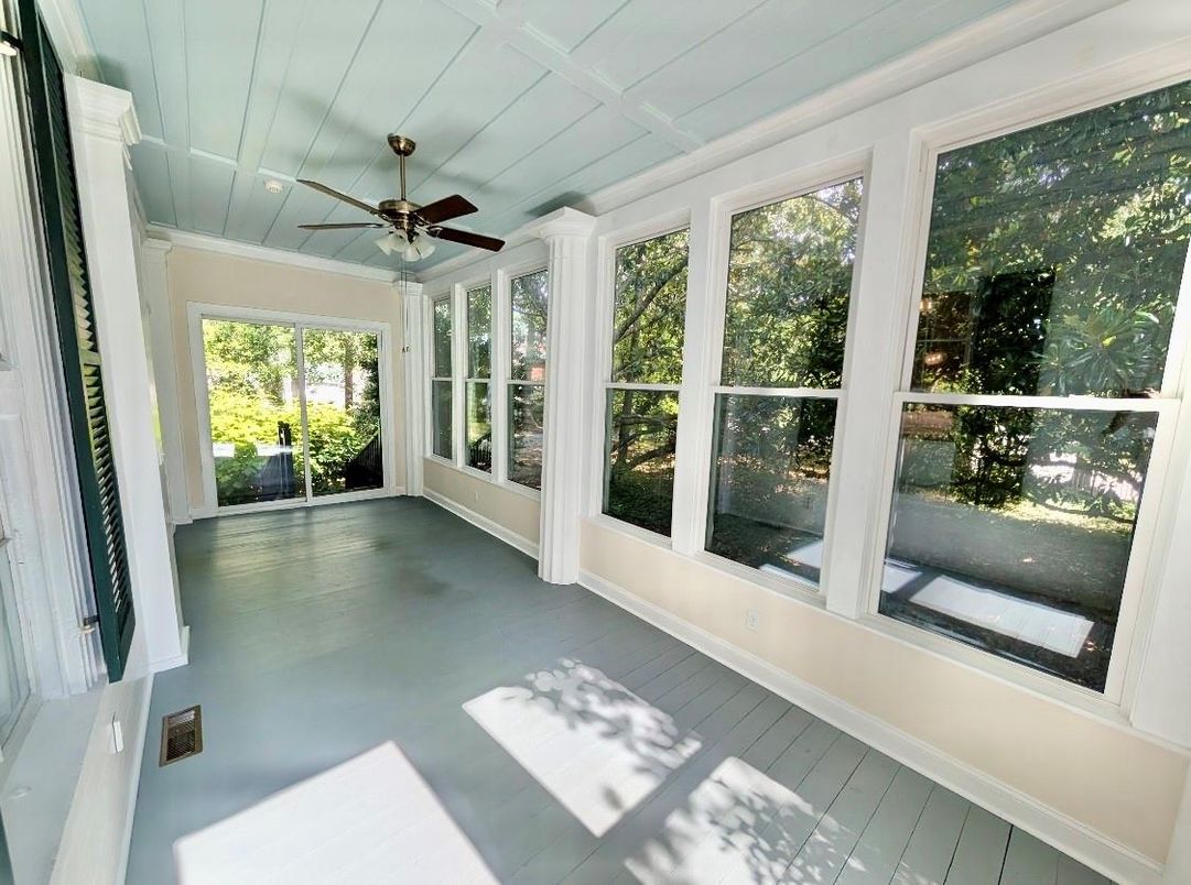 Empty room, Interior, Sun Room