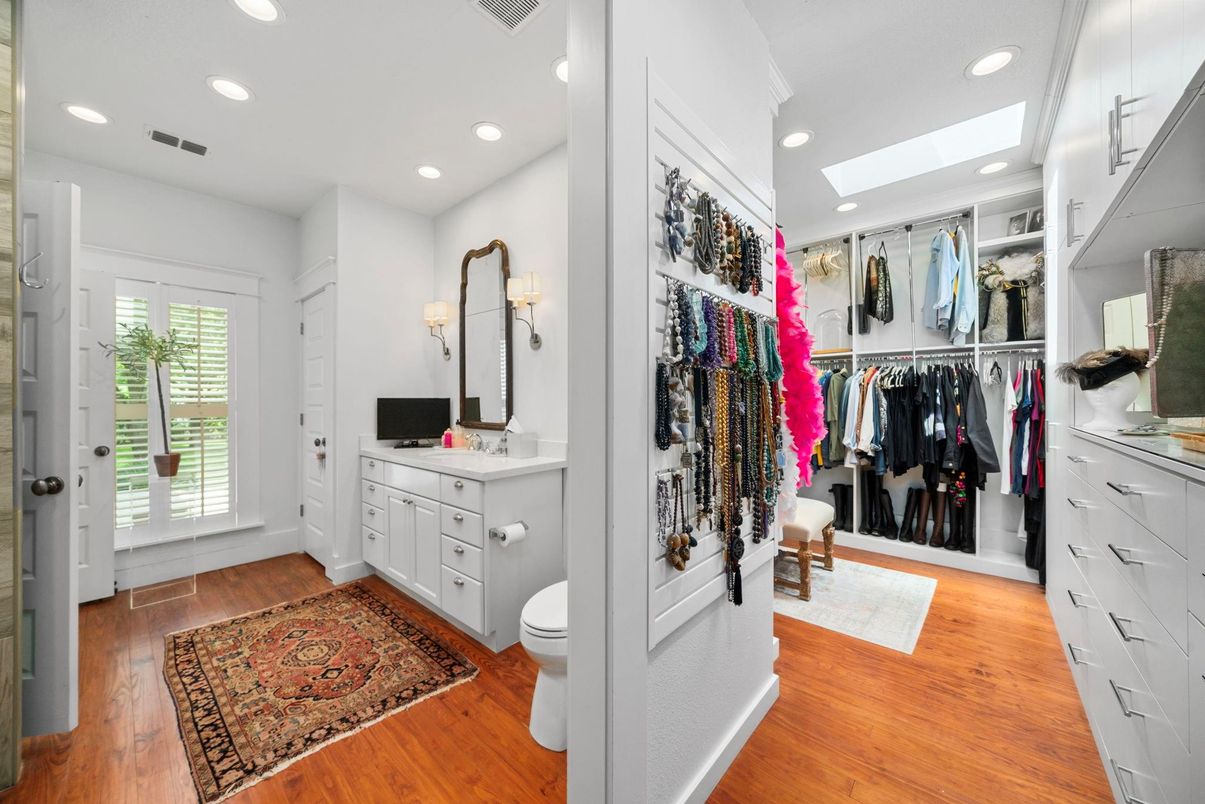 Bathroom, Interior, Recessed Lighting, Walk-in Closets, Wood Texture Flooring