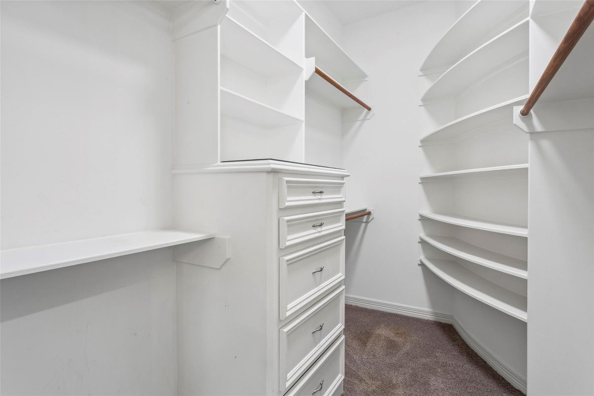 Interior, Walk-in Closets