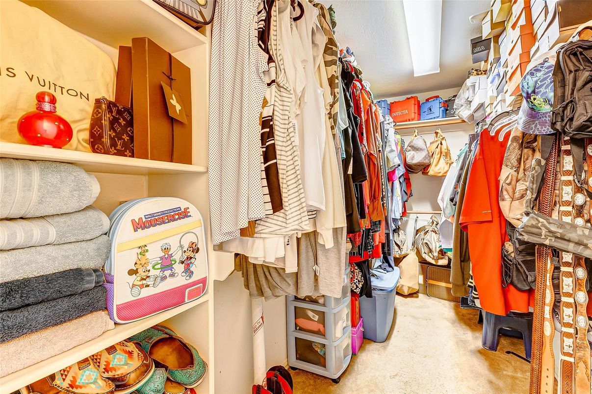 Interior, Walk-in Closets
