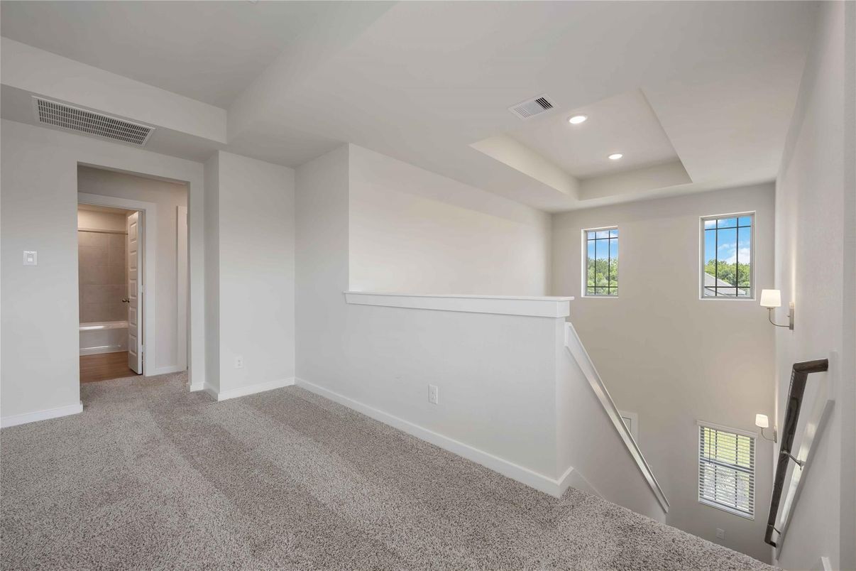 Empty room, Interior, Recessed Lighting