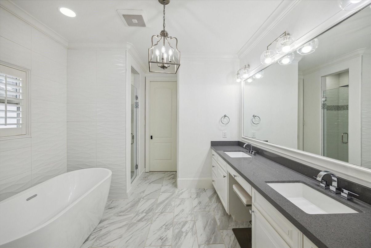 Bathroom, Dual Sink Vanities, Free Standing Baths, Interior, Marble, Pendant Lights, Recessed Lighting