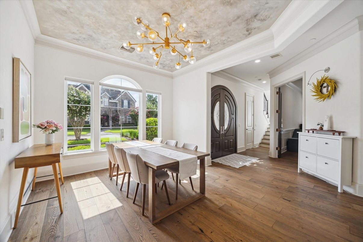 Dining room, Interior, Pendant Lights, Recessed Lighting, Wood Texture Flooring