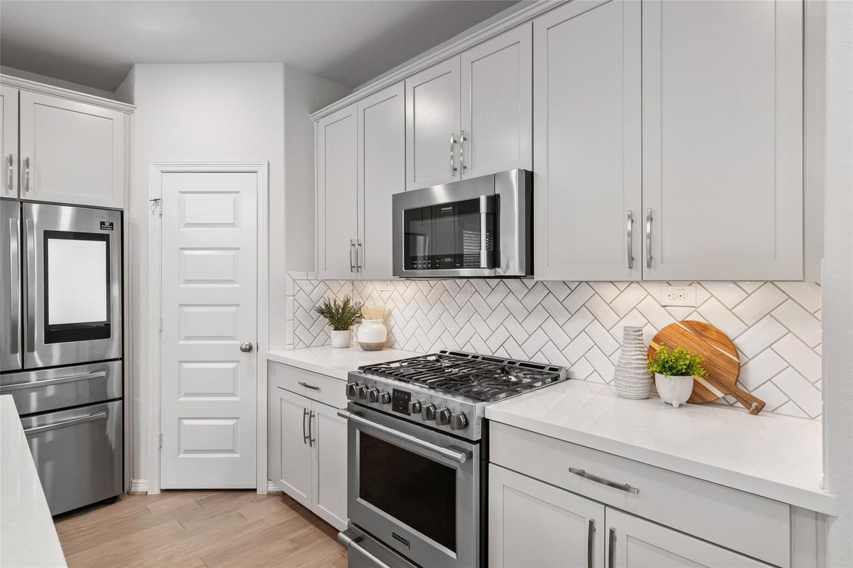Interior, Kitchen, Stainless Steel Appliances, Wood Texture Flooring
