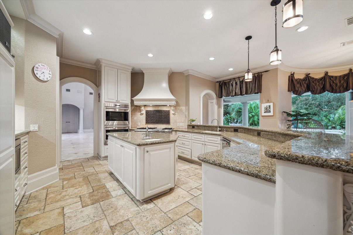 Interior, Kitchen, Pendant Lights, Recessed Lighting, Stainless Steel Appliances