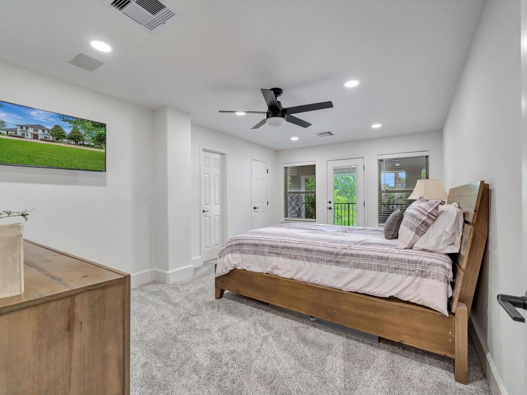 Bedroom, Interior, Recessed Lighting