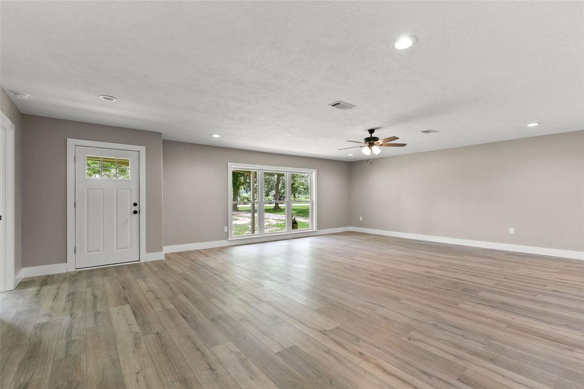 Empty room, Interior, Recessed Lighting, Wood Texture Flooring