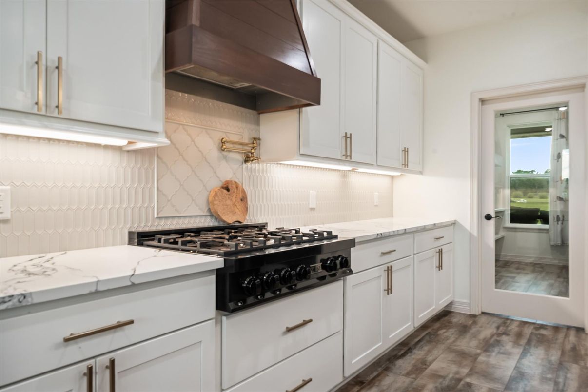 Interior, Kitchen, Stainless Steel Appliances