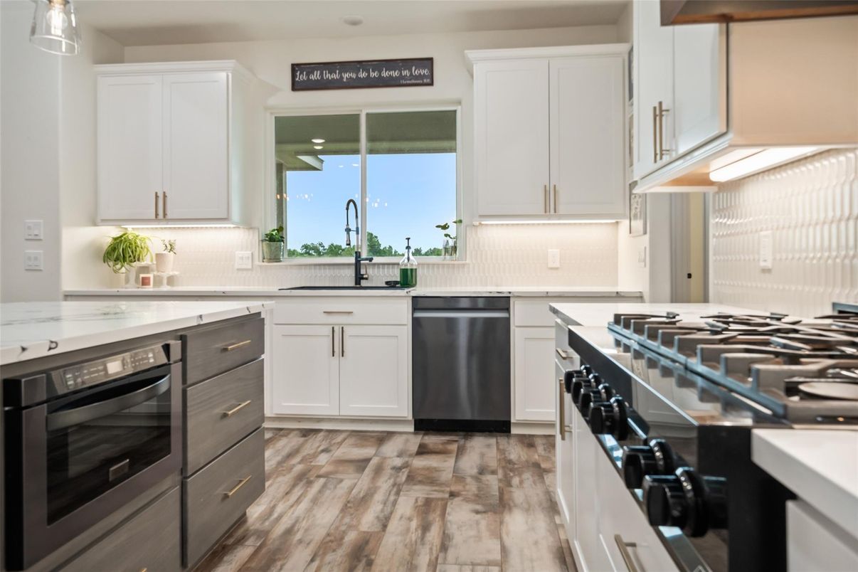Interior, Kitchen, Stainless Steel Appliances, Wood Texture Flooring