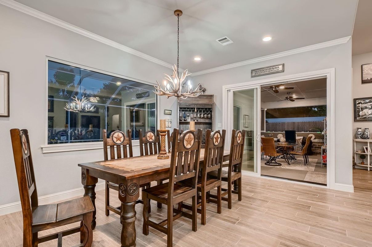 Dining room, Interior, Pendant Lights, Recessed Lighting, Wood Texture Flooring