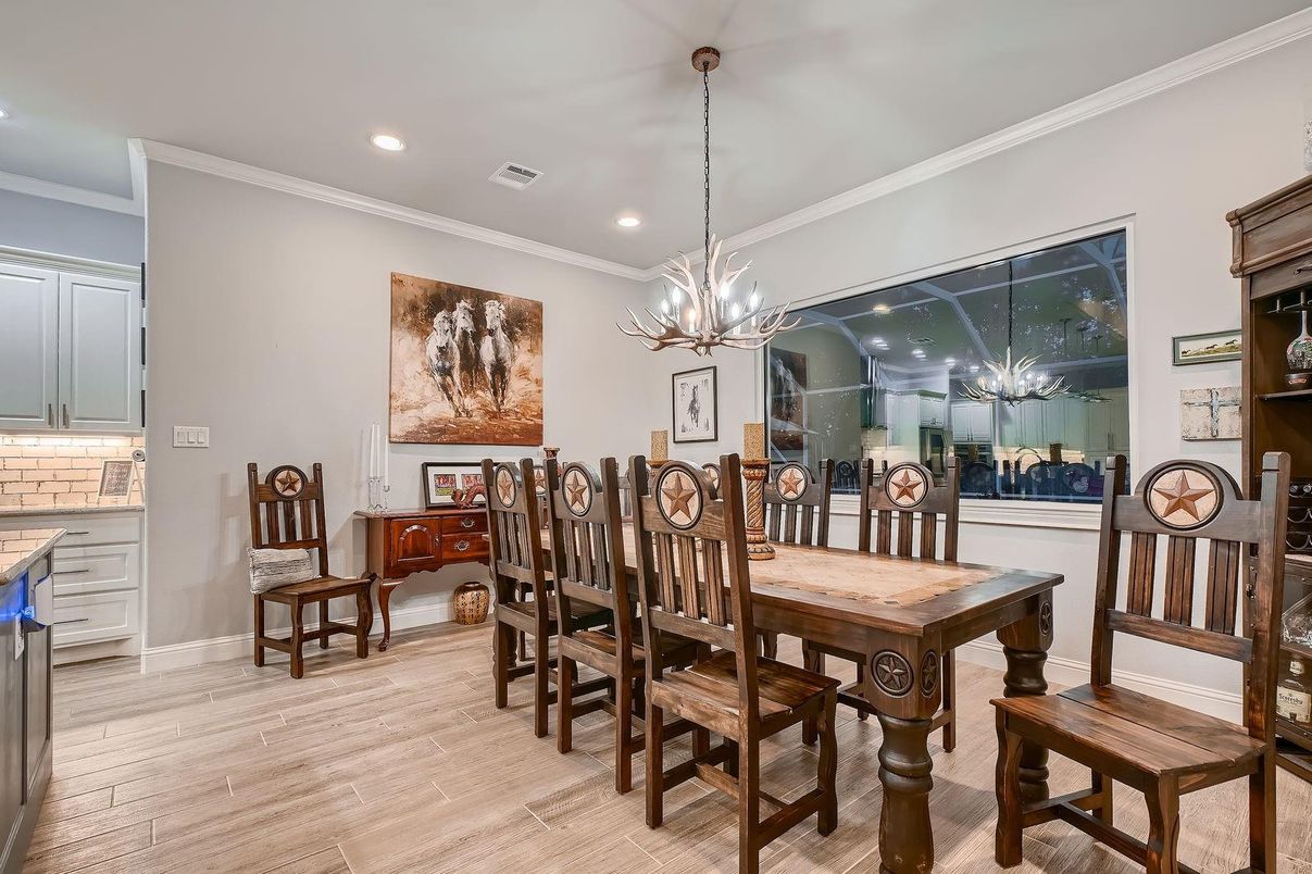 Dining room, Interior, Pendant Lights, Recessed Lighting, Wood Texture Flooring