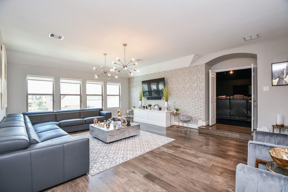 Interior, Living room, Pendant Lights, Wood Texture Flooring
