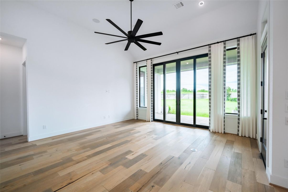 Empty room, Interior, Pendant Lights, Recessed Lighting, Wood Texture Flooring
