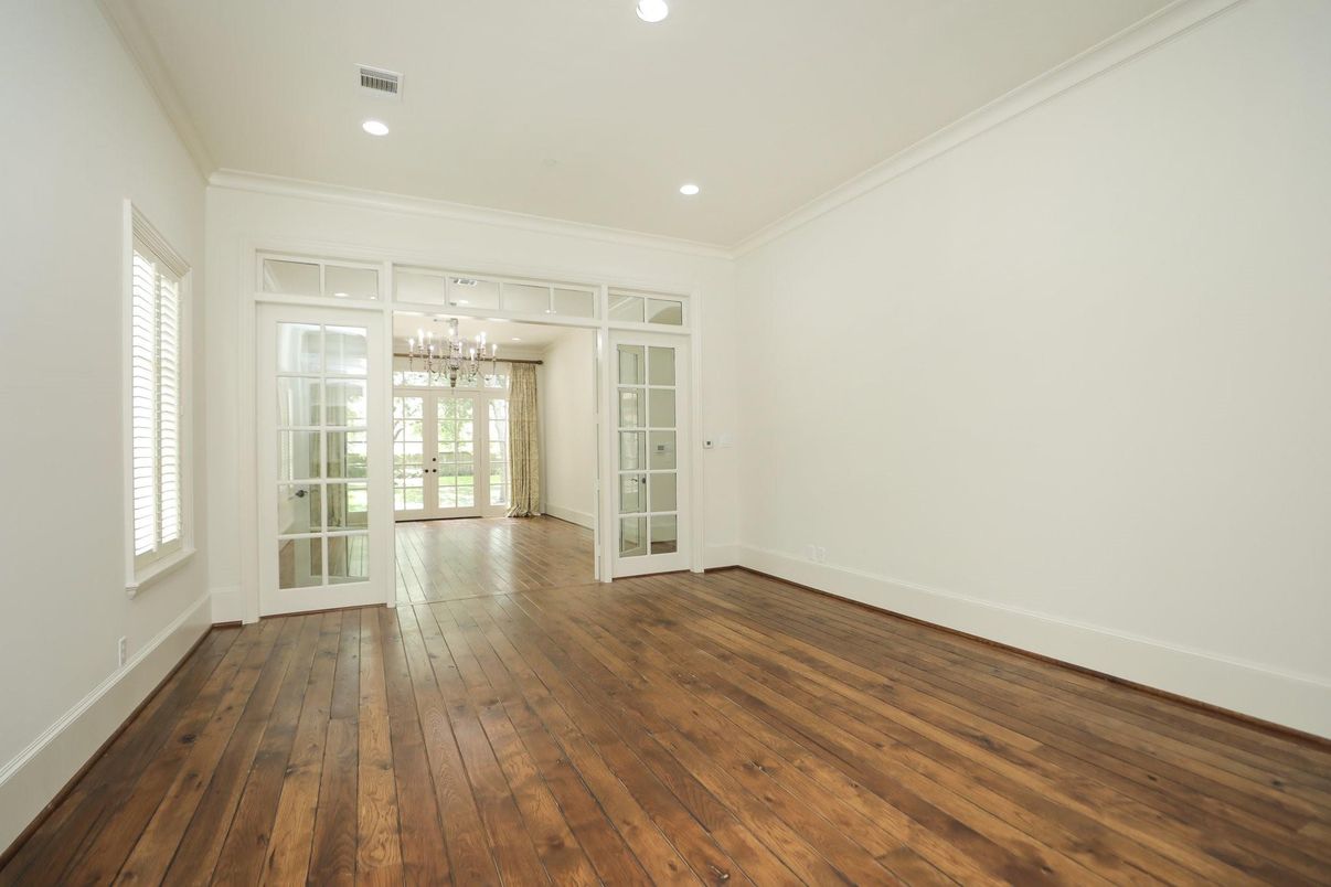 Chandelier, Empty room, Interior, Recessed Lighting, Wood Texture Flooring