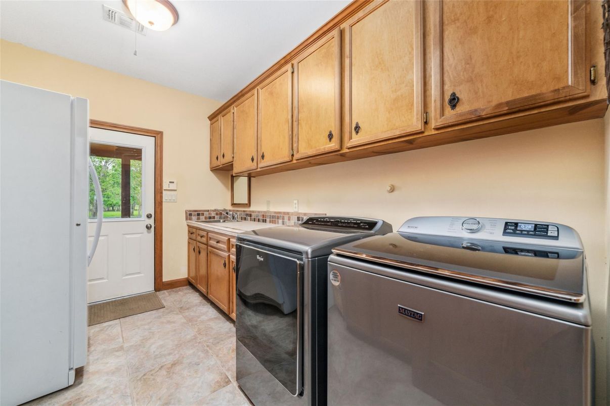 Interior, Washer
