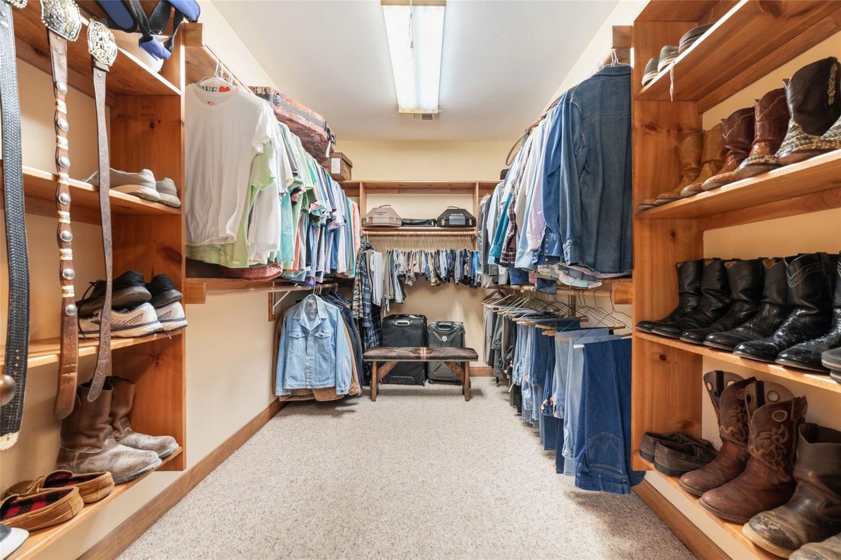Interior, Walk-in Closets