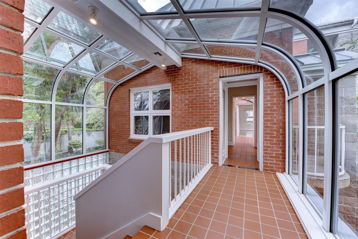 Glass Ceilings, Interior, Stone Walls, Sun Room