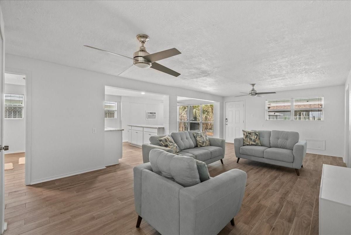 Interior, Living room, Recessed Lighting, Wood Texture Flooring