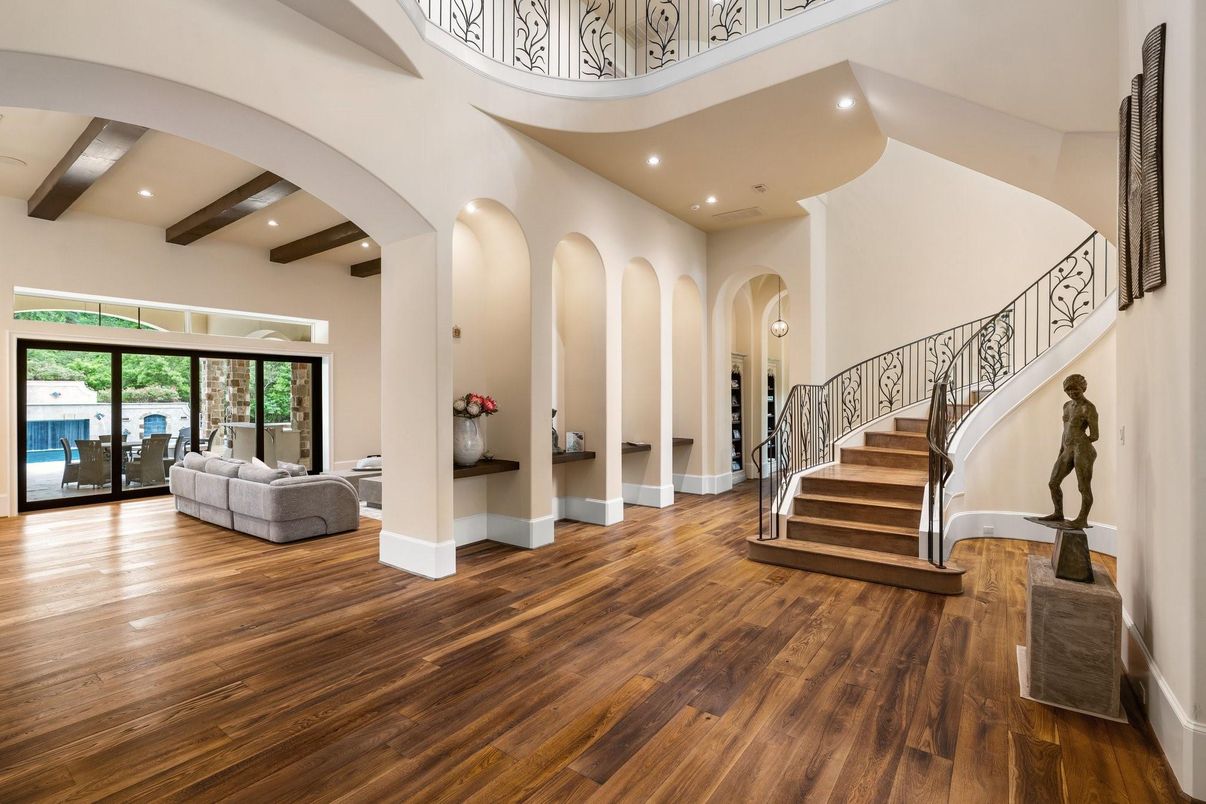 Interior, Recessed Lighting, Wooden Beams, Wood Texture Flooring