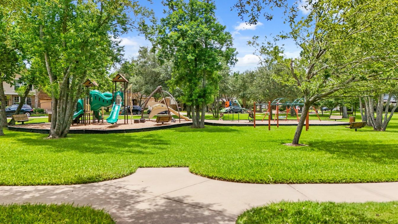 Backyard, Exterior, Playground