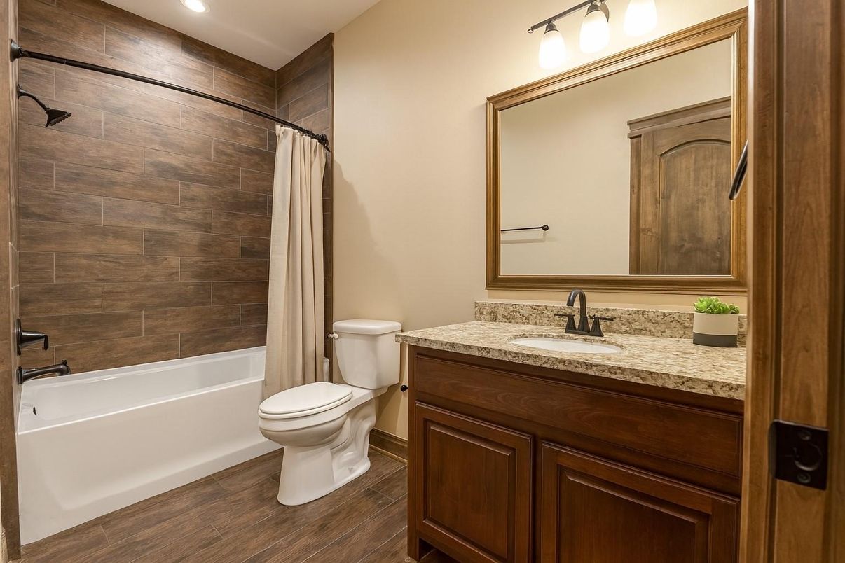 Bathroom, Interior, Recessed Lighting, Wood Texture Flooring