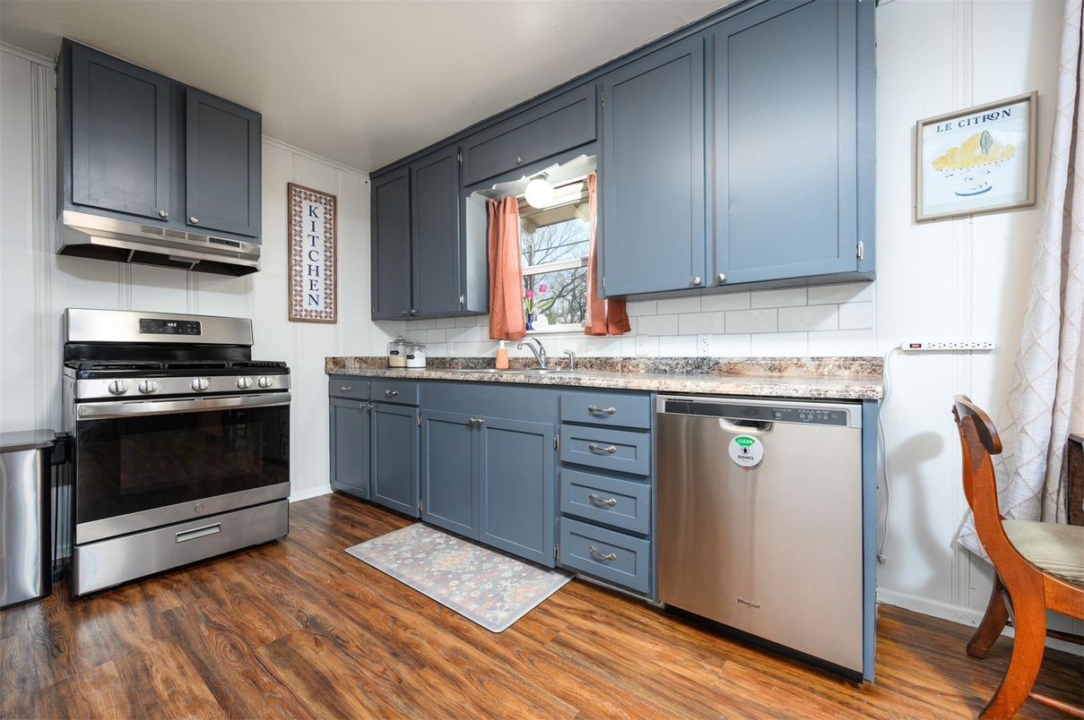 Interior, Kitchen, Stainless Steel Appliances, Wood Texture Flooring