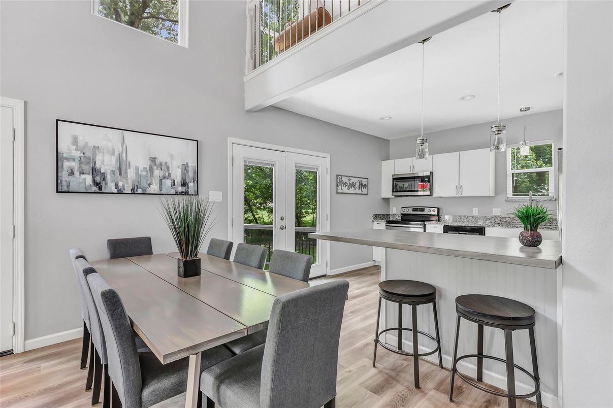 Dining room, Interior, Kitchen, Pendant Lights, Wood Texture Flooring