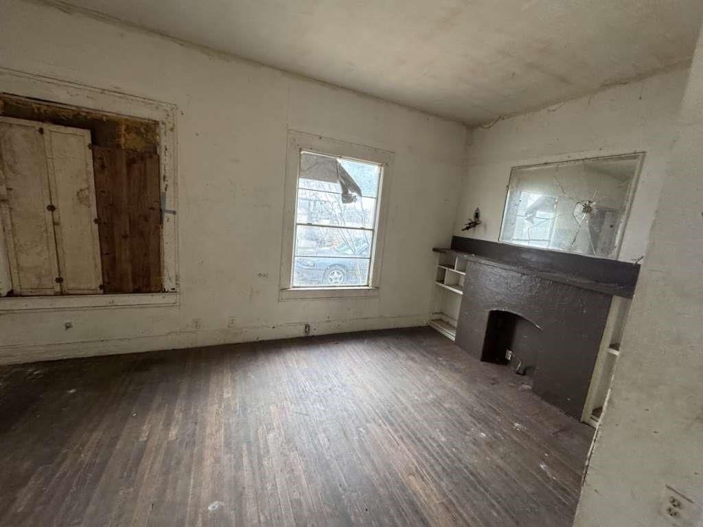 Empty room, Fireplace, Interior, Wood Texture Flooring