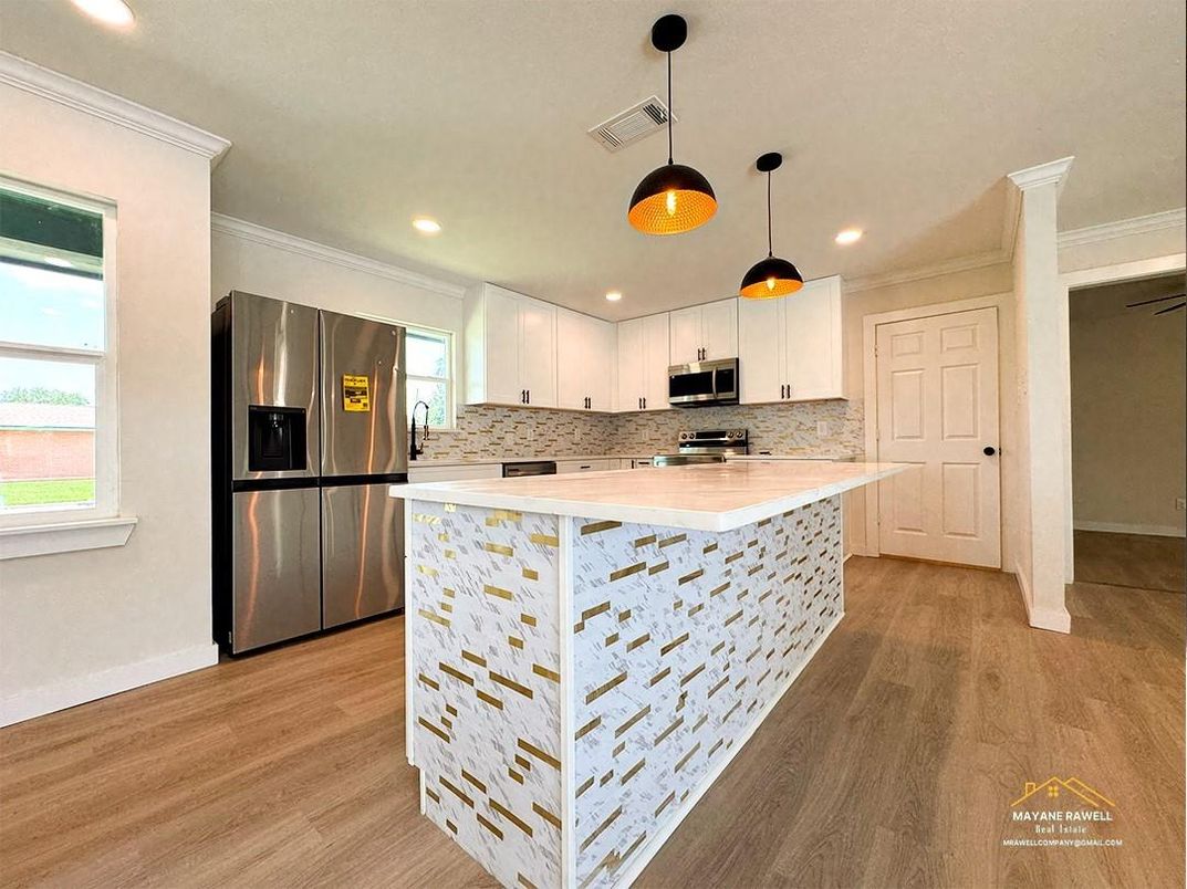 Interior, Kitchen, Pendant Lights, Recessed Lighting, Stainless Steel Appliances, Wood Texture Flooring