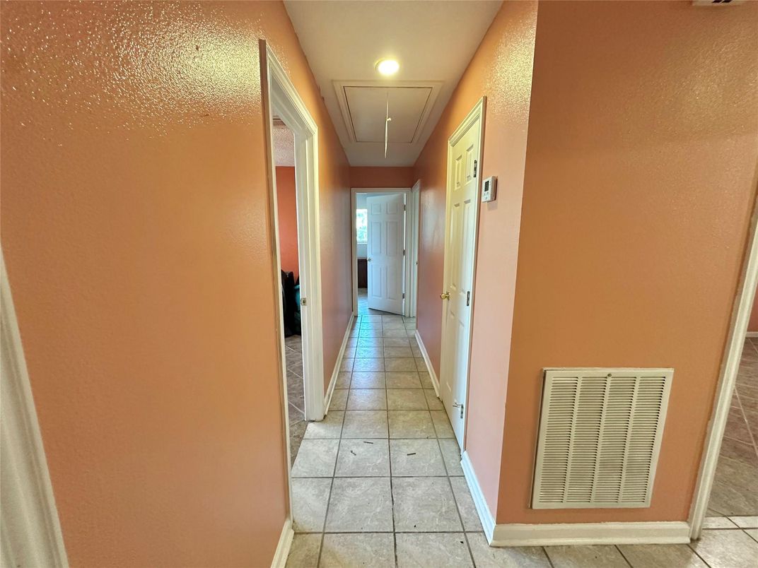 Interior, Recessed Lighting