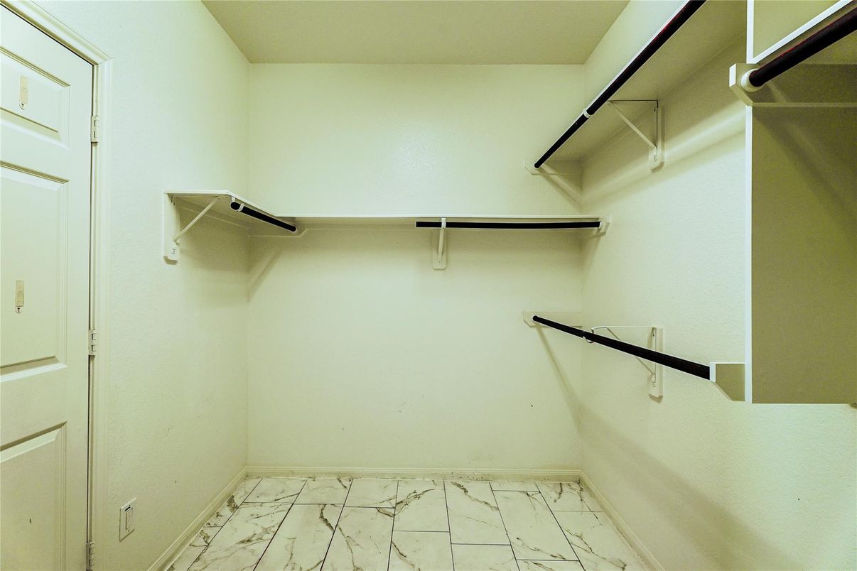 Interior, Marble, Walk-in Closets