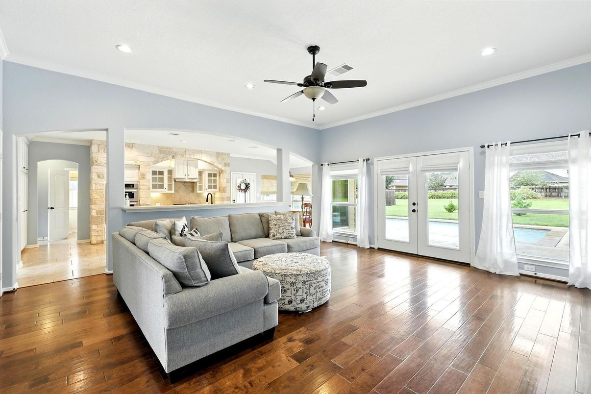 Interior, Kitchen, Living room, Recessed Lighting, Wood Texture Flooring